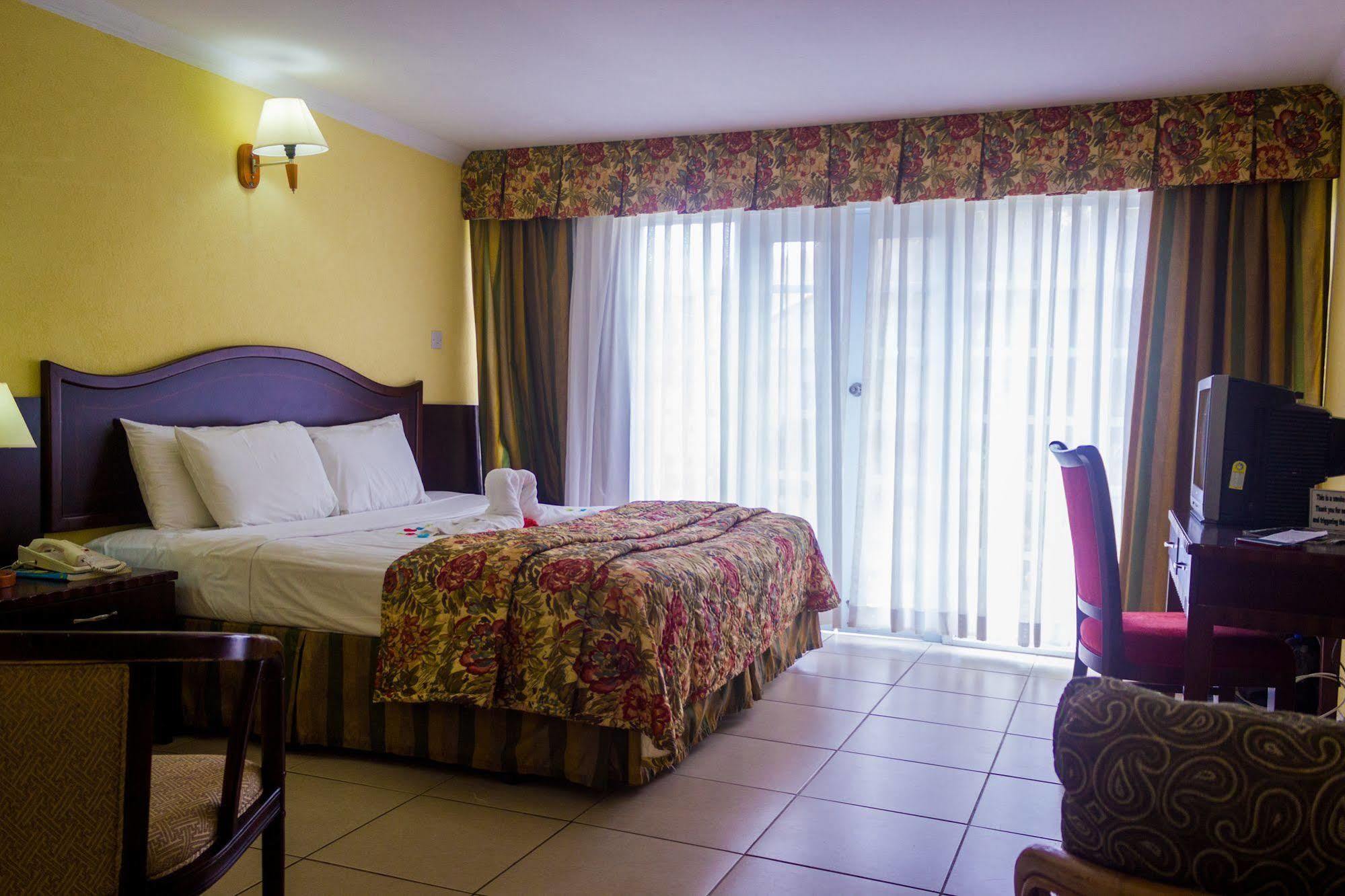 Hotel Bay Gardens Marina Haven Gros Islet Exterior foto
